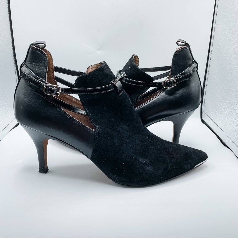 Donald Pliner Black Heel